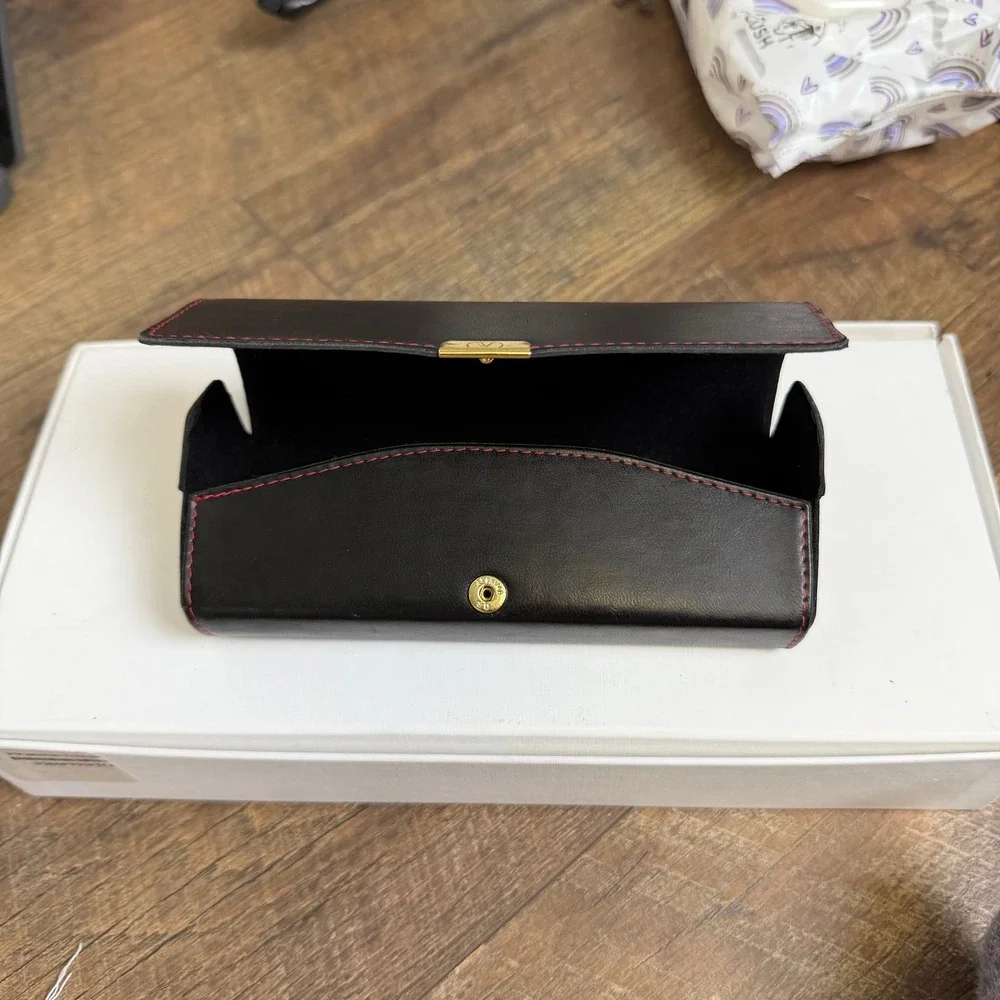 Valentino Les Lunettes Black Leather Eyeglass Case Gold Hardware Made in Italy - Picture 6 of 13